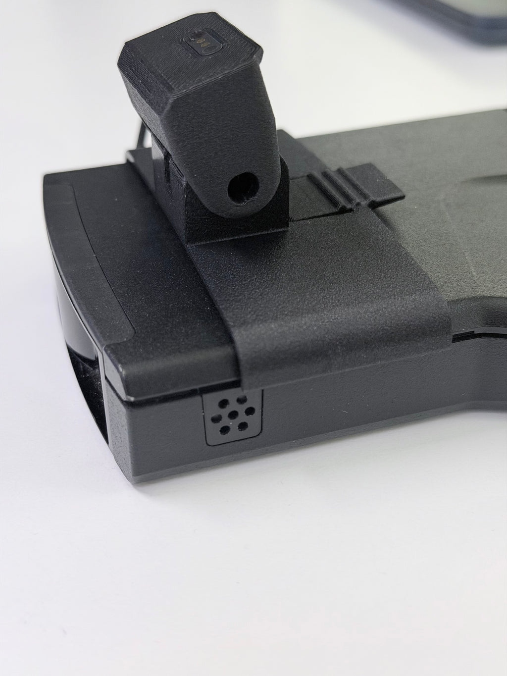 Valentine One Gen 2 - Powered RAD MAG Mount